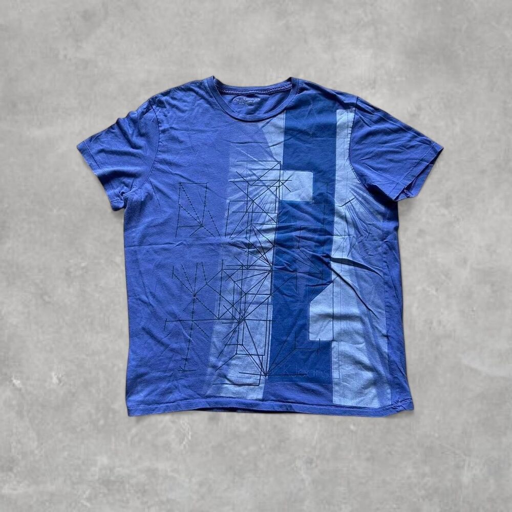 Calvin-klein-jeans Men's Blue and Navy T-shirt